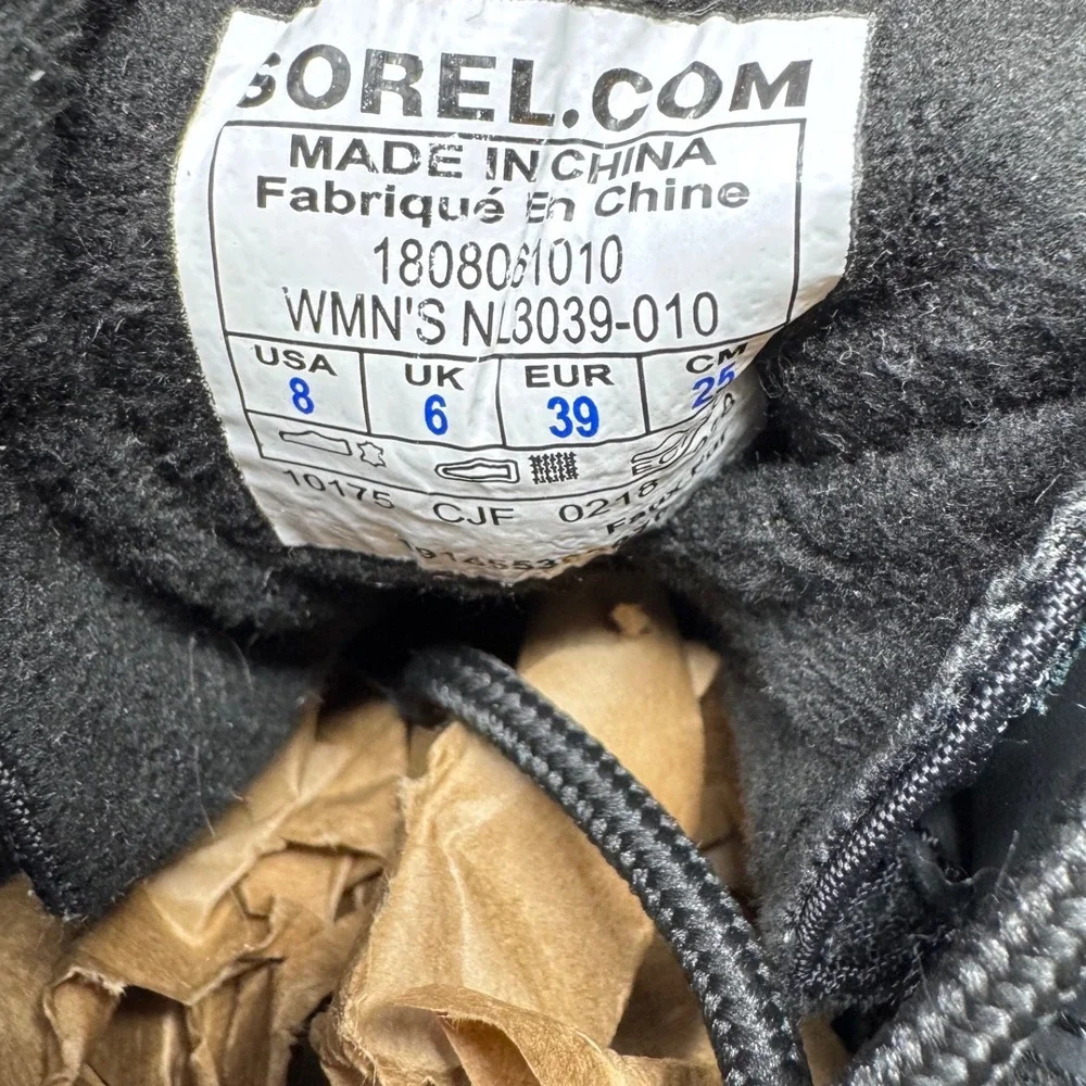 Sorel Whitney 🖤Short Lace Black Suede Faux Fur Waterproof Winter‎ Boots